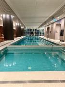 Sky High Southbank Prima Pearl Tower - 2BR apartment