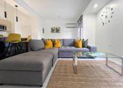 Eshae Living - Stylish 2BR Condo