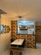 Ape completo! Wi-Fi, ar condicionado, bem localizado