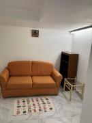 Maison moderne avec jardin espace télétravail