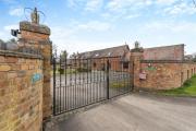 Pritams Gate 7BR 4BA Sleeps 14 l Wishaw