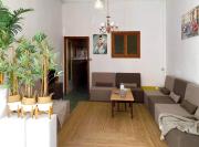 Quiet and private house In coastal town