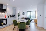 Stylish 2 Bed 2 Bath in Central Manchester
