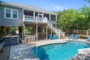 Top Emerald Isle