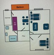 Erdgeschoss-Wohnung mit 2 Schlafzimmern, Balkon und Parkplatz