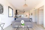 SELECT - T2 à Saint-Clair avec terrasse, piscine et parking ! - 180SUD-A12