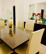 ZAMALEK Home 2 bedroom cozy, spacious with gourmet kitchen