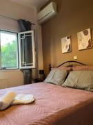 Top Paralía Avlídhos