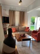 Top Paralía Avlídhos