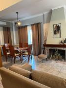 Top Paralía Avlídhos