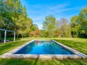 Elegant Bastide Near Aix with Pool