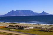 Seaspray B304, Bloubergstrand Beachfront