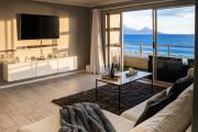 Seaspray B304-Beachfront with Table Mountain Views