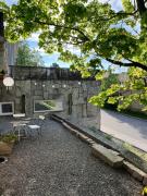 Unique, newly renovated studio