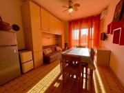 Comfy flat in a residence with pool