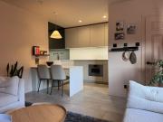 Central London, 5 mins from Soho, 10 mins Covent Garden