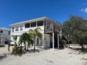 Pelican Fresh Entire Unit Kit Washer Dryer Upstairs 3Mi to Beach