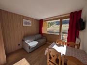 Studio cosy rénové plein sud avec vue sur pistes et parking à Montgenèvre - FR-1-445-74