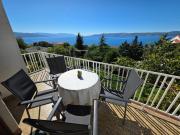 DOBRILA NV Apartment with terrace and sea view