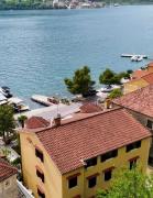 Beachfront Apartment More 2