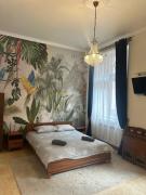 Площа Ринок вулиця Лесі Українки 15