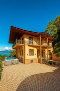 Deluxe Villa with Mountain and Sea View