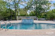 4BR3BA Sunset Valley Art Retreat - Pool, Sauna, Gym & Hot Tub by Austin Vacay