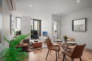 The Quiet Side of the City - A Stylish 2 Bed 2 Bath Retreat