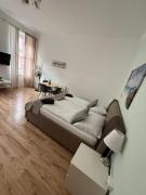 Budget Friendly 2BR Apartment with Great Location