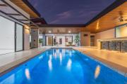 Uvita-New luxury-sleeps 6-private pool-huge patio