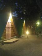 NOMADAS chalés, mini casinhas, bangalôs , área de camping e cozinha compartilhada