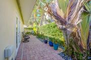 Top Siesta Key