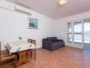 One Bedroom Apartment with Terrace and Sea View