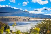 LakeShore - Jindabyne Holiday Home