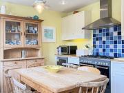 Seabreeze in the heart of St Ives, minutes from Harbour & Beaches