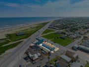 Cozy ocean view condo on Galvestons east end, close to cruise terminal