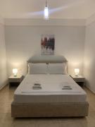 Guest - SEA BREEZE APARTMENTS