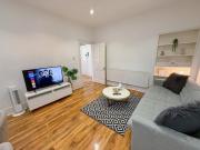 Promo Rate - 2 Bedroom flat in St Johns Wood near Maida Vale, Little Venice & Abbey Road Studios by NourNest Apartments