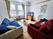 Gorgeous Home In Ealing London