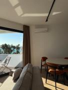 Top Bar