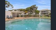 Absolute Beachfront Apartment, Kawana Beach Escape