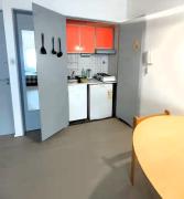 Studio sobre calle Suipacha