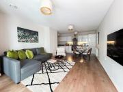 Stylish Urban Sanctuary with Parking