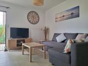 Le Flamboyant, central, plage & port