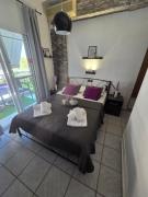 Studio Violet Olympic beach