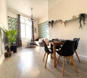 Le Nova - 2 chambres, Parking privé, Centre ville