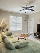 Magnolia Haven Cozy 1BR Near Shops & Trails