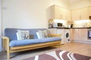 Beautiful Travelers Apartment - Salmond Place