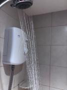 Lake view Romantic retreat