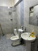 2 bedroom apartment furnished in Eastleigh